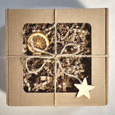 Pudełko prezentowe z okienkiem